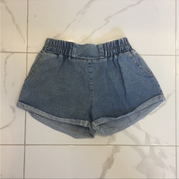 Shein Denim Shorts - Picture 4 of 6